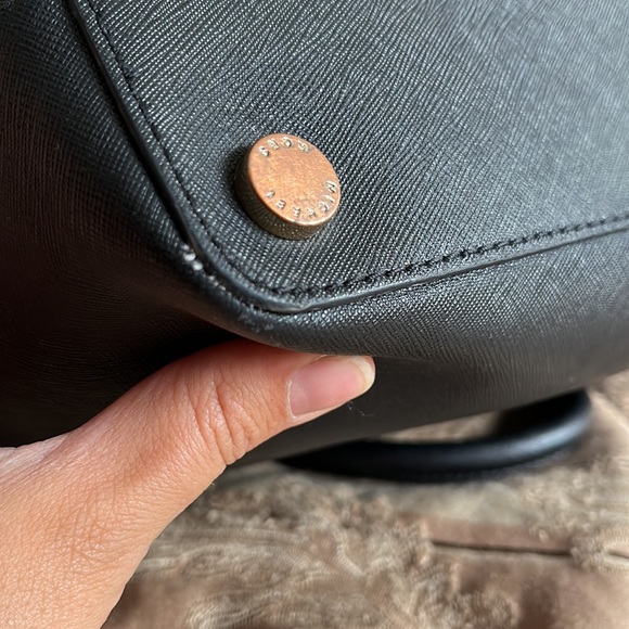 Michael Kors Savannah satchel - Picture 6 of 16